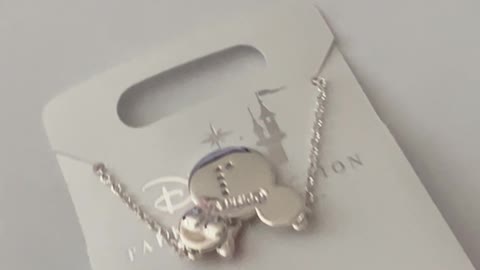 isney Parks Minnie Mouse Icon Letter L Child Size Necklace #shorts