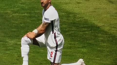 Boos ring out again around Wembley stadium as England players 'take the knee'