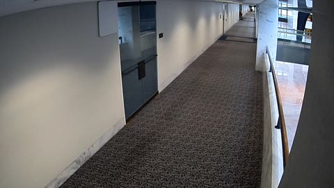 1472HSOB02SH211SouthHallway_2021-01-06_14h00min01s370ms.mp4