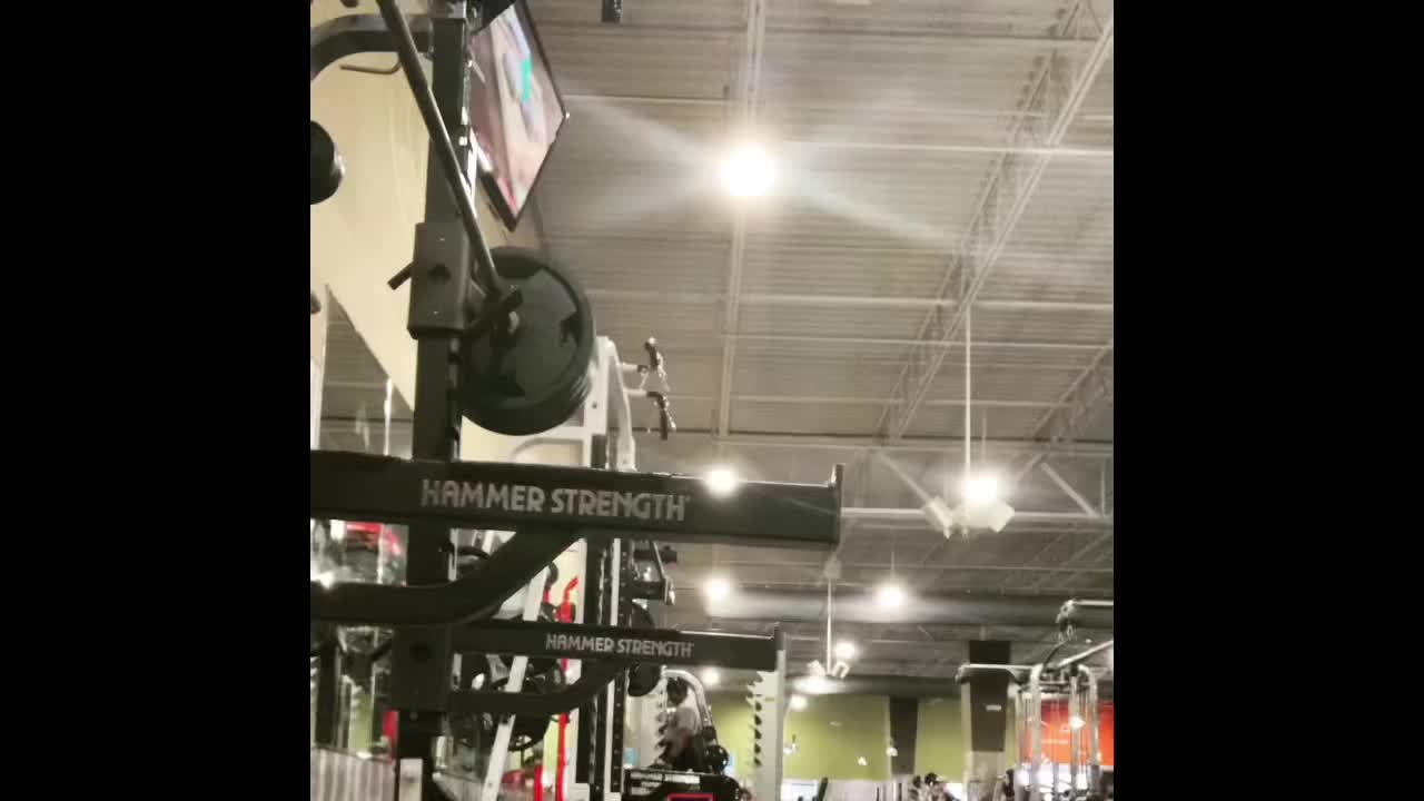 Broken squat fixed in 9 months now 500 lbs plus