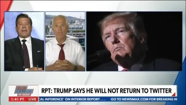 Peter Navarro Rips ‘Bought and Paid For’ Elon Musk Amid Twitter Buy: ‘I Don’t Trust the Guy’