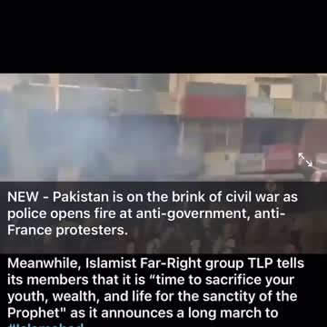 Pakistan police fire on protesters