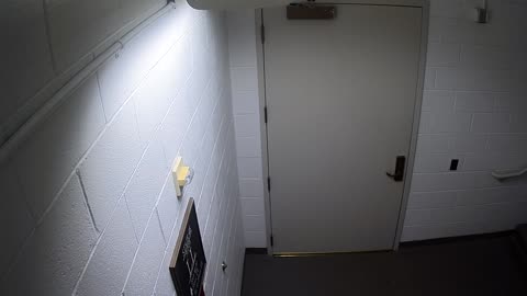 7043CVCLLStair48_2021-01-06_12h20min01s580ms.mp4