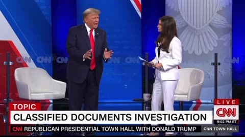 She's officially having a meltdown. This is epic.