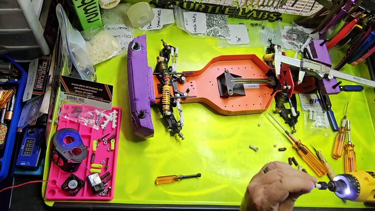 Continuing to Reassemble the RC10 Dirt Oval Car EP07