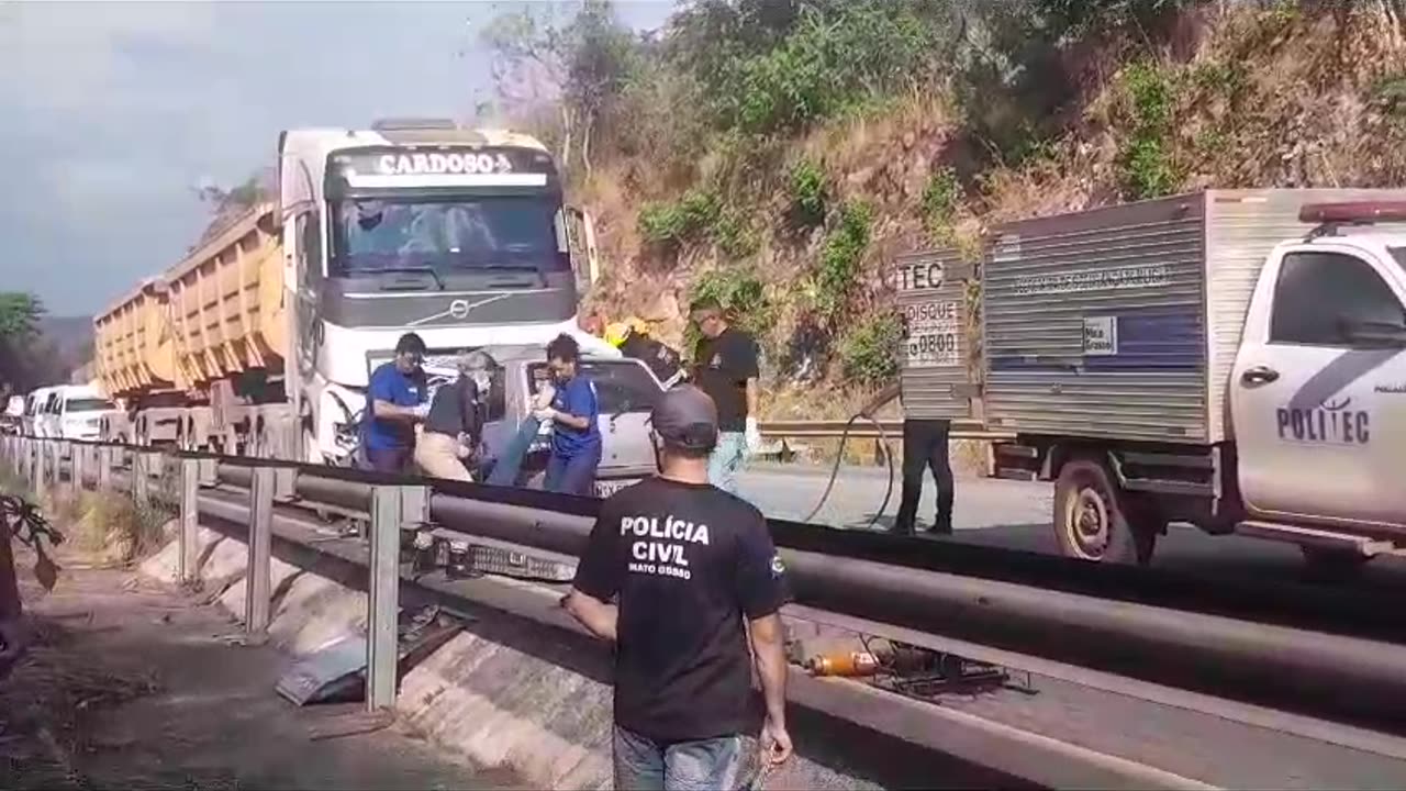 acidente com 3 mortes na Serra do Mangaval