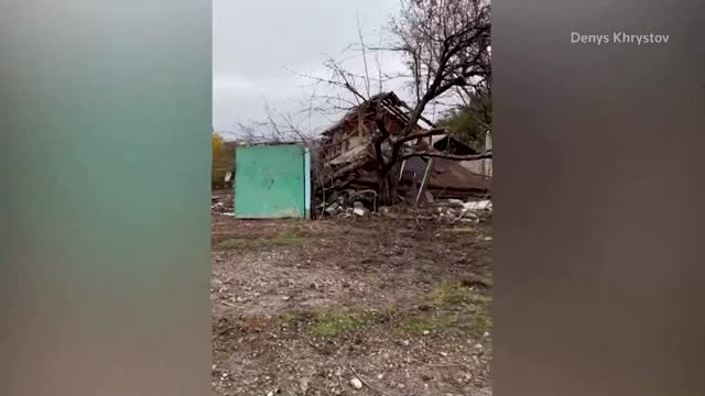 Ukrainian volunteer evacuates civilians in Luhansk