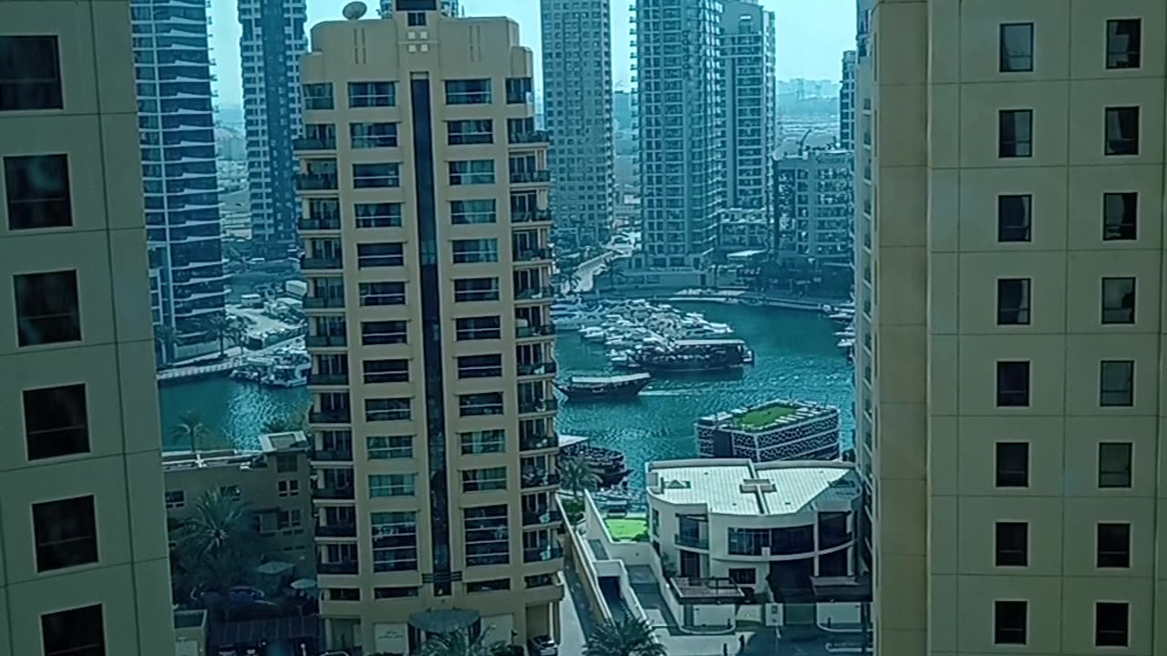 sunny day dubai