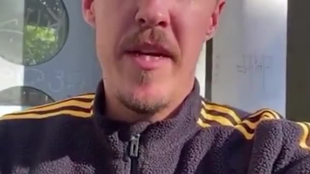 Max Kruse kann die Aussaugen von Nico Kovac nicht so stehen lassen