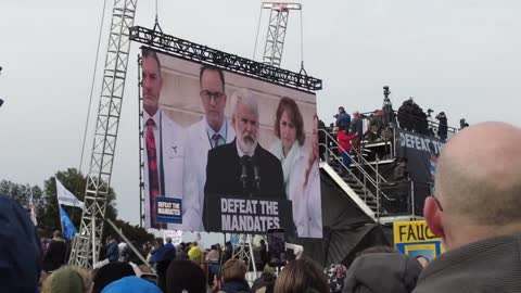 NEW - Protest in Washington DC: Dr. Robert Malone claims the media and big tech pushed narratives