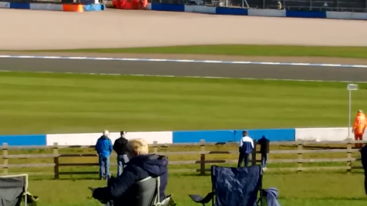 British super bikes (Shane Byrne crash and concussion +other crashes) Donnington