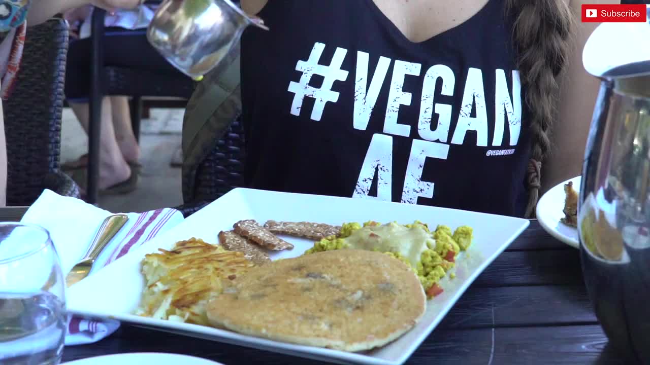 ALL VEGAN BREAKFAST WITH A SIDE OF DESSERT