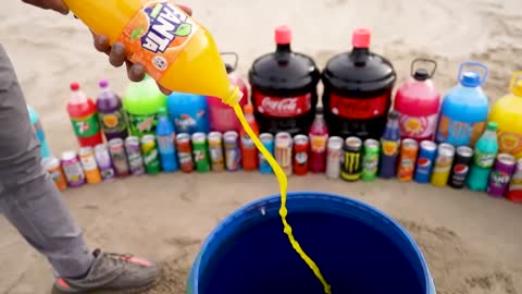 Giant Coca Cola & Big Monster, Chupa Chups, Mtn Dew, Fanta, Mirinda and Mentos soda mix Underground1