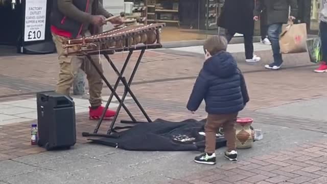 here’s a full video 😭 The original sound makes it even better