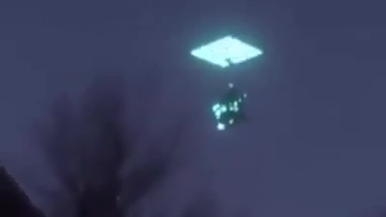 AWESOME!!! A UFO Enters Into A Portal In Germany