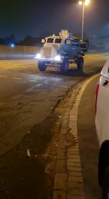 Army rolls into Durban