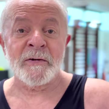 Lula posta vídeo diz que voltará aos campos: chutando com as duas pernas