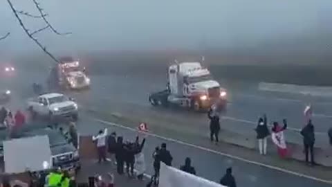 Massive Trucker Caravan To Protest Mandates Is Cheered On By The People Along The Way