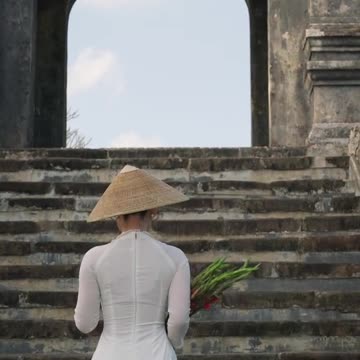 "Áo dài" - Vietnamese traditional costume (Part 1)