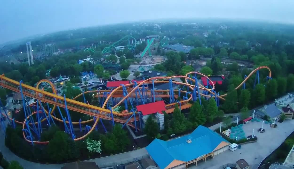 Dorney Park & Wild Water Kingdom flyover w/Hubsan 501 drone.