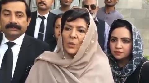 Imran Khan sister talking about the