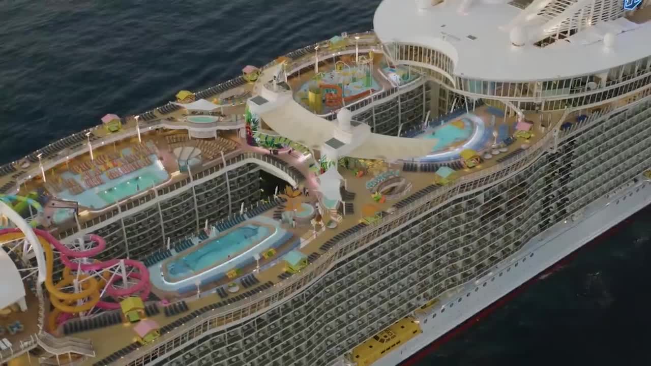 TOP 5 BEST NEW CRUISE SHIPS IN 2022!