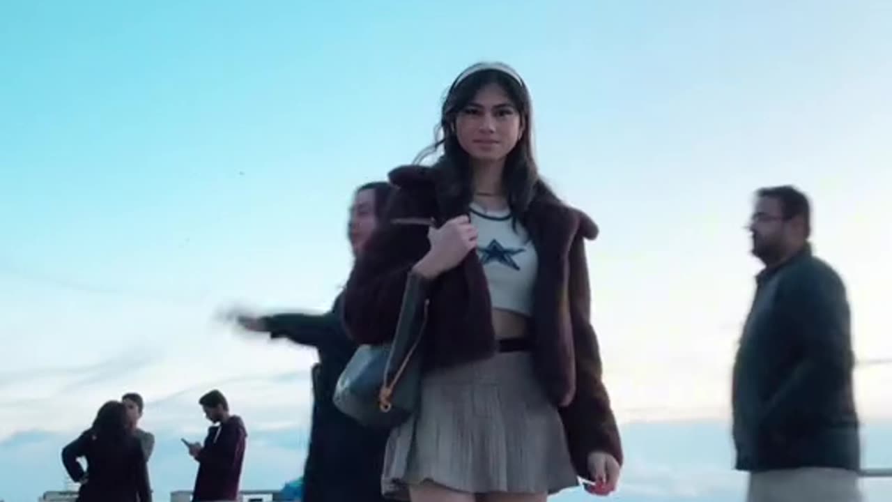 this tgirl is on public