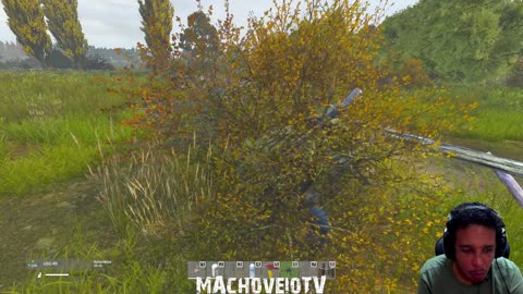 BRAZILIAN SURVIVOR IN THE CHAOS OF CHERNARUS IN DAYZ PS5 - Day 24