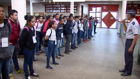 Lula presidente do Brasil acaba com o modelo de ensino mais eficiente do Brasil