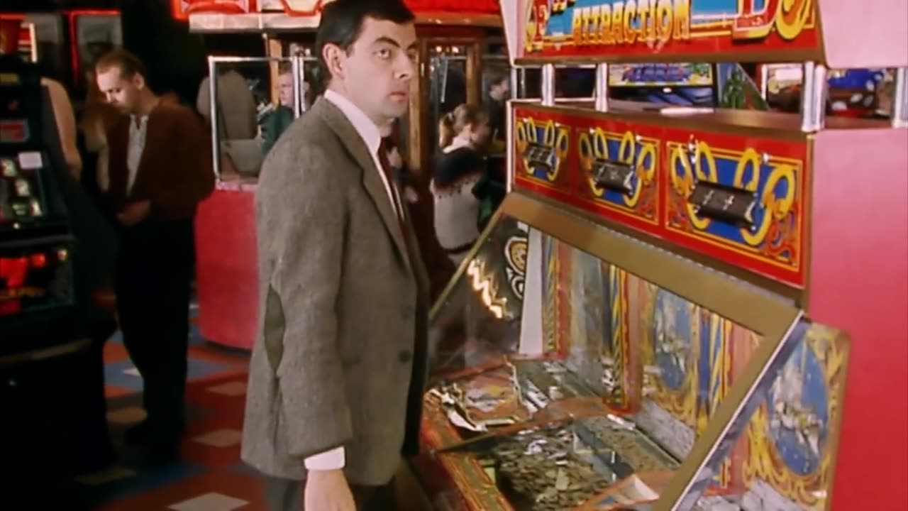 DIVE Mr Bean! | Funny Clips | Mr Bean Official