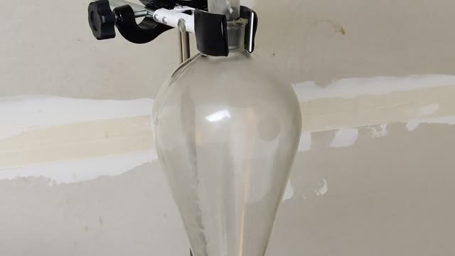 Purifying Ethanol with Molecular Sieve Beads