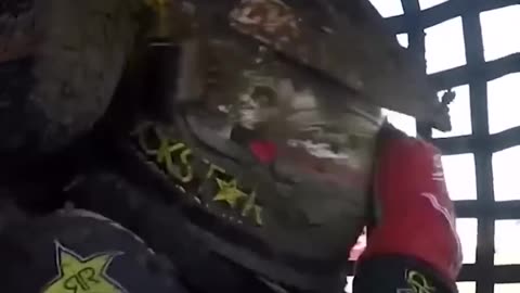 Why does racer peel of visor strip?