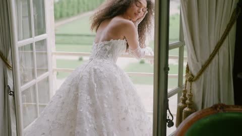 MONIQUE LHUILLIER collezione inverno 2023