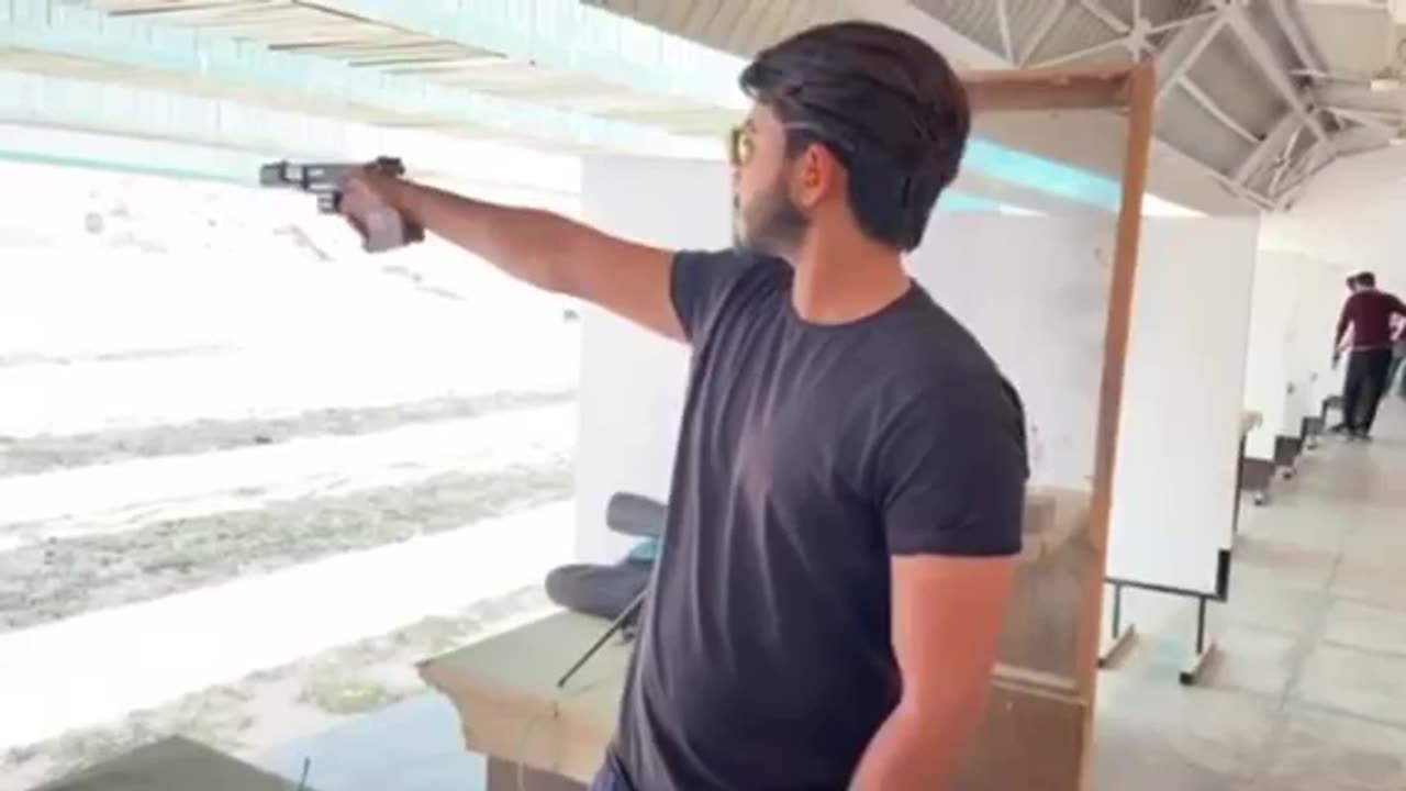 Pistol shooting