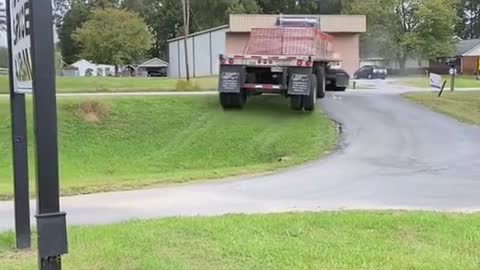Quality of lawn is really good. Old drivers can't stop you from flying beautifully.