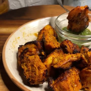 "Crisp and Juicy Delights: Mastering the Art of Air Fried Chicken"