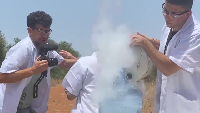 Liquid hydrogen missile explained