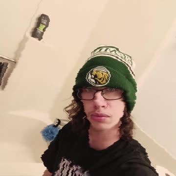 Paul getting exsposed