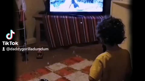 November 2015, Ayrton & Gabrielle play & laugh hysterically with Assassin's Creed