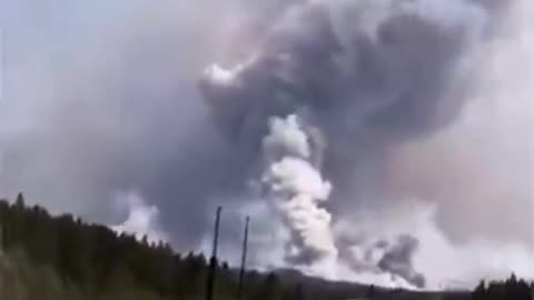THE DONNIE CREEK FIRE IN ALBERTA, CANADA IS NOW OFFICIALLY OVER 1,000,000 ACRES.