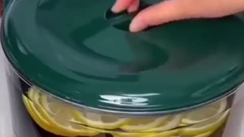 Cloth organizer and Kitchen product