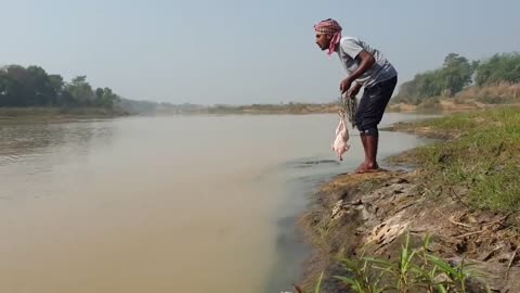 YOU HAVEN 'T SEEN THIS BEFORE !!! EVERYONE WATCH!!! AMAZING WONDERFUL FISHING !!