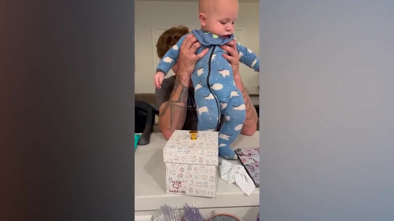Funny Baby Moment : Happy Baby and Daddy Will Make You Laugh Hard-5