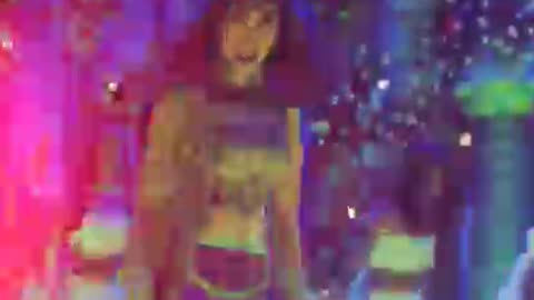 Trending Dance 💃 || viral || Indian song || best sons || karashma kapoor