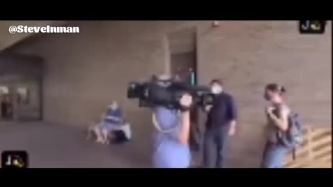 CNN gets clowned by a heckler.