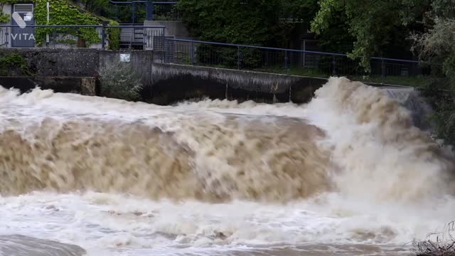 Children made video during dangerous storm and rain.