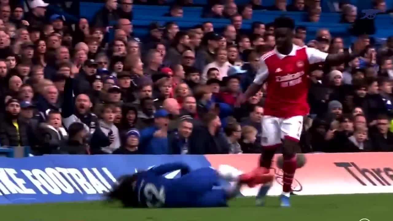 Bukayo Saka had Cucurella on toast