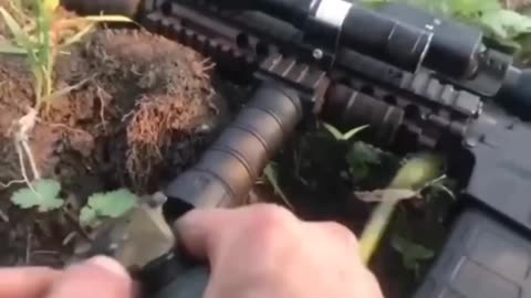 Ukrainians Ambush Russian Trenches