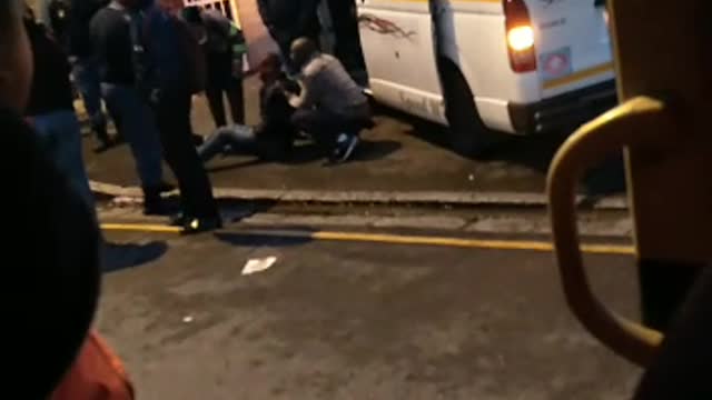 Cop shot in taxi attacks
