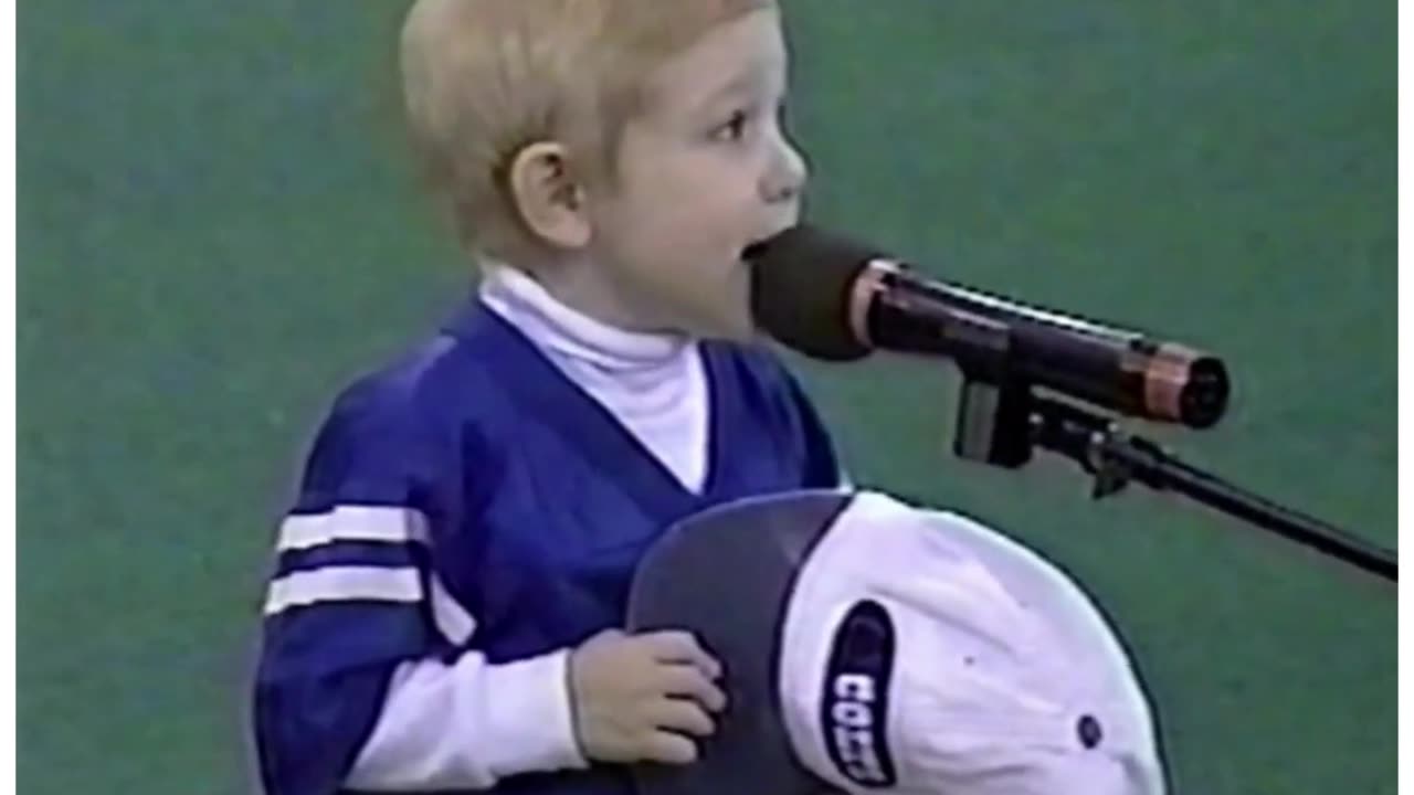 Cutest National Anthem Of All Time?? (Billy Lego's Rendition)